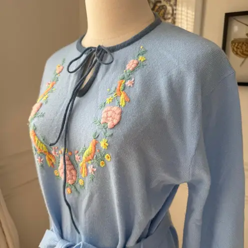 Vintage 70s CariKnits Belted Sweater Crewel Needlework M L Blue Size M
