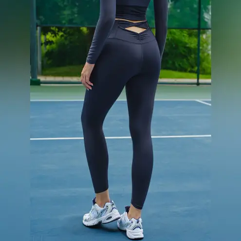 Berlook Activewear Navy Cut Out Leggings 24" Blue Size XS