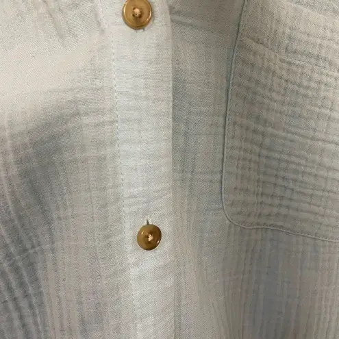 J. Jill sky blue long sleeve button down shirt size small.