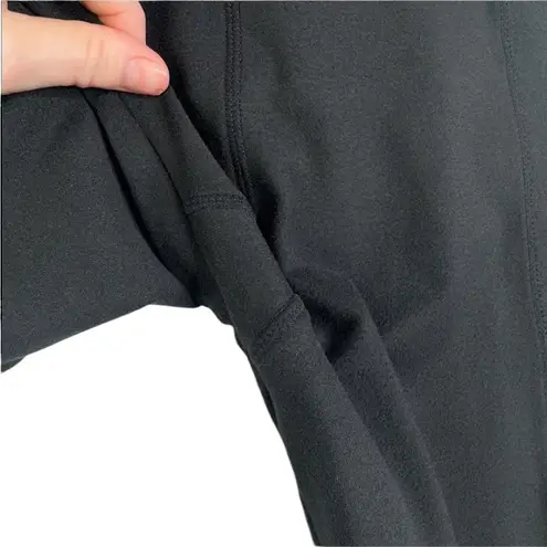 Kindred Bravely Maternity Postpartum Francesca Black Capri Legging Pockets Small Size undefined