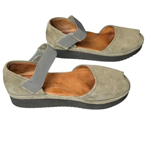 L'Amour Des Pieds Amadour Suede Platform Wedge Sandals Gray Elastic Strap 9M Size 9