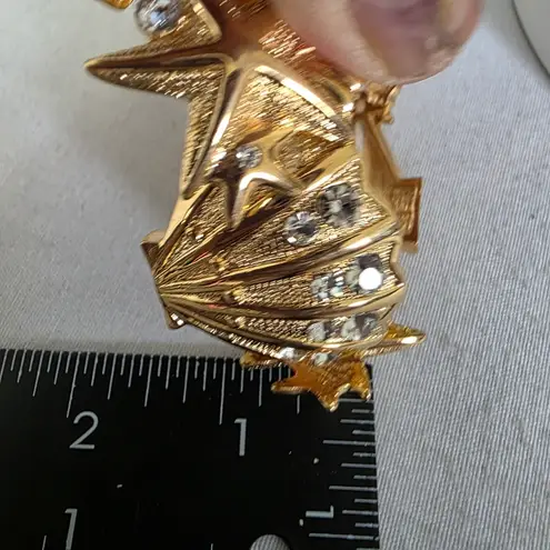 Vintage Chunky Gold Seashell Starfish Statement Bracelet