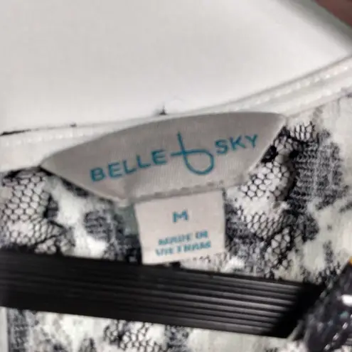 Belle Sky Belle & Sky M Long Sleeved Cold Shoulder Stretch Lace Maxi Dress