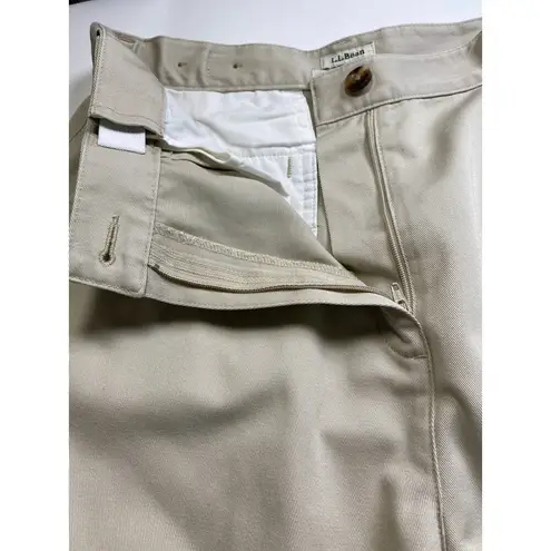 LL Bean Cargo Bayside Twill Shorts Womens Size 8 Khaki Original Fit No Wrinkle Tan