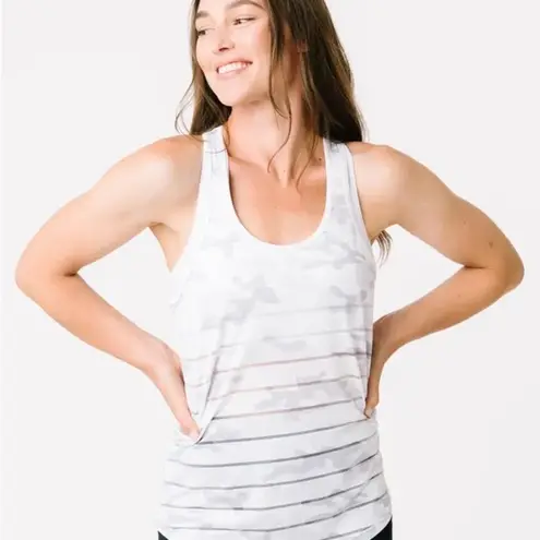 Zyia Lot 4 Athletic Tank Tops Size M Racerbacks Orange Coral Poppy White Camo