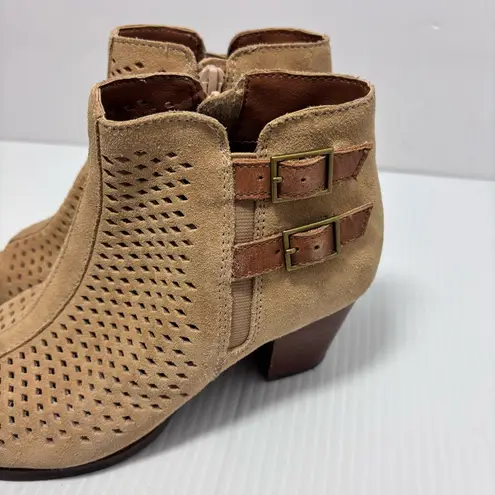 Vionic Womens Aloft Chryssa Ankle Boot Light Sand Size 6.5