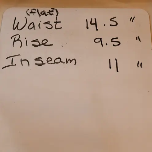 NWT Ashley Golf Shorts Womens Preppy Varsity Coolmax Resort Vacatioln Size 2 Red