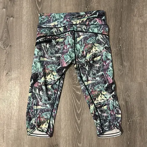 Lululemon  Women’s Sz 8 Run Top Speed Athletic Workout Yoga Lounge Crop Leggings‎