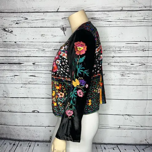 Ruby Globetrotter by Yaya Boston Proper NWT XL Floral Embroidered Velvet Jacket