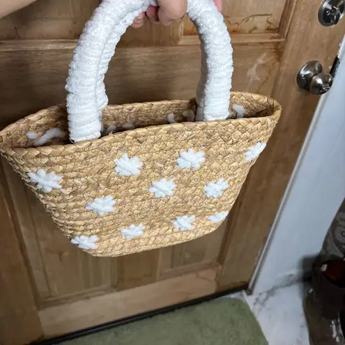 Holiday Stylish Tan and White Woven Tote Bag