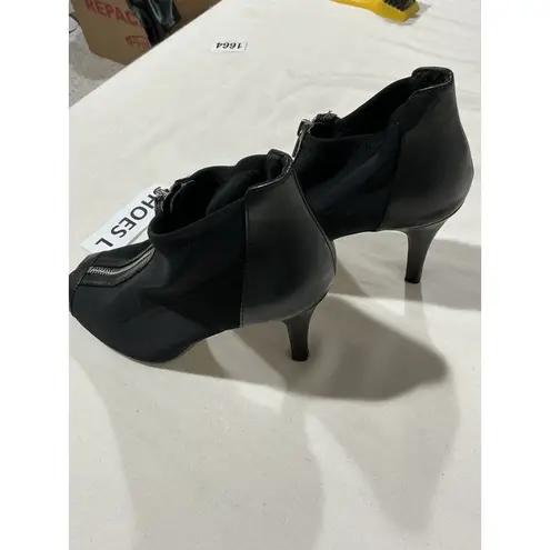 Womans Adrienne Villadina Av