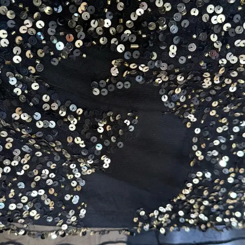 Mac Duggal Black and Gold Sequined Wrap Over Butterfly Sleeve Draped Gown Sz 6