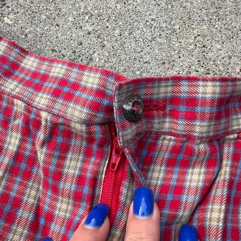 Liz Sport Vintage 90s red tan plaid high waist pleated wide leg mom shorts