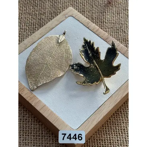 Vintage Leaf Brooches Set Maple Leaf & Gold Leaf Pendants Nature