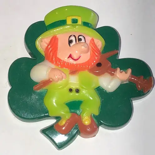 Russ Brand Vintage Leprechaun Shamrock Brooch Green