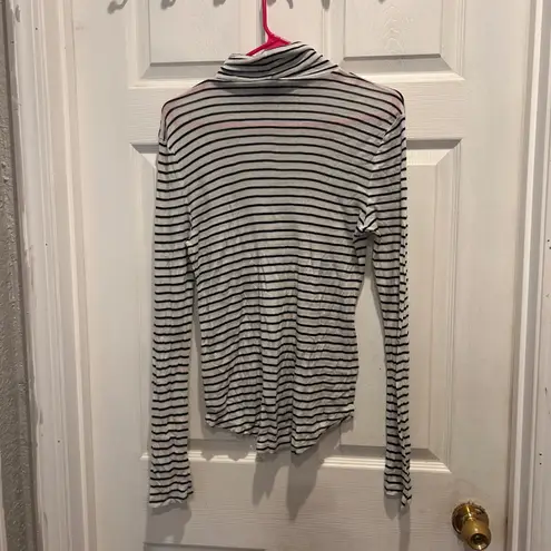 J Crew Striped Turtleneck Long Sleeve Top Women's XL Tencel Cashmere Black White
