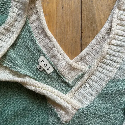 POL  Green and Cream Knit V Neck Oversized Sweater Small NWOT