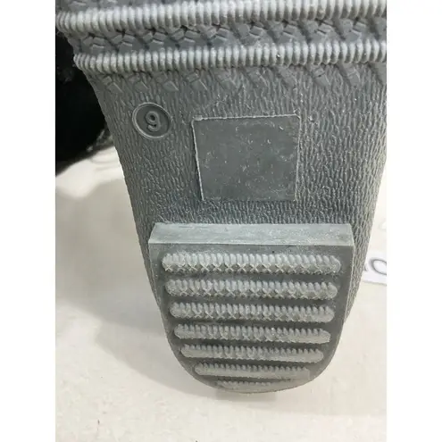 Khombu Womans Cozy Duck Boots Black Suede Lined Lace Up Winter Boots 9 M