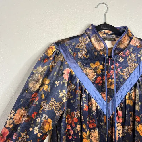 Aria Vintage Dark Floral Velvet Quarter Zip Robe Size S/M House Coat Lounger