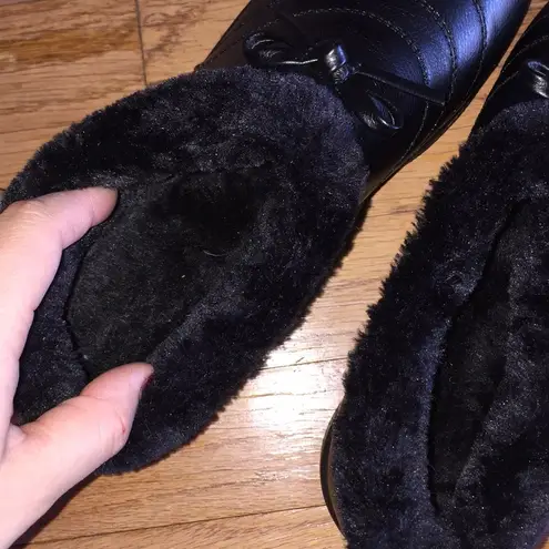 Fur lined boots. Fit 7