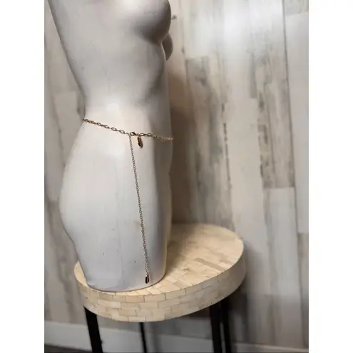 Gold Chain Waist Belt with Dangling Shell Charm – Adjustable Body Chain