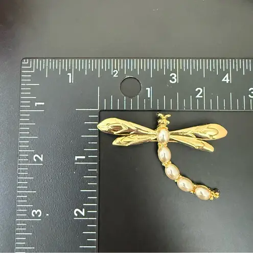 Vintage Unsigned Dragonfly Gold