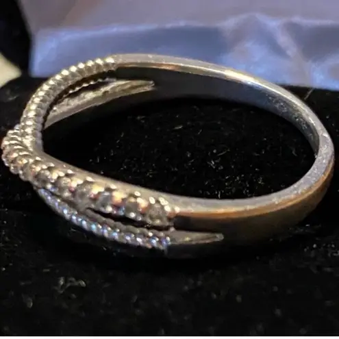 Beautiful Criss Cross “Forever” Ring thumbnail 1