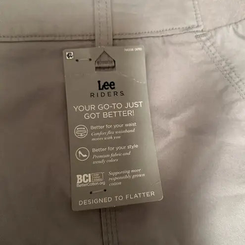 Riders By Lee Lee Riders Women’s Grey Shorts Midrise 22M