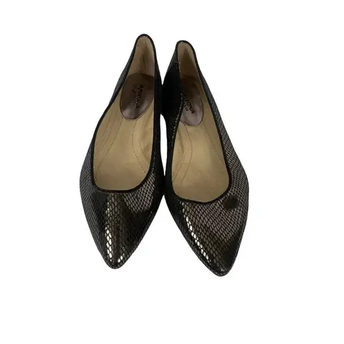 Arizona Jeans Women's Scaled Black Flat Shoes