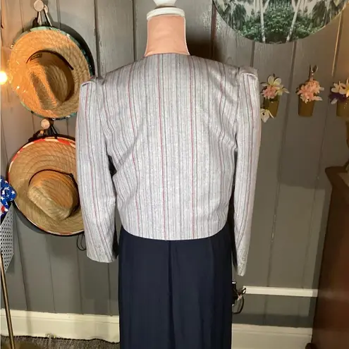 70’s Gray and Red Varied Pinstripes Blazer with Cropped Design Medium Wool Blend
