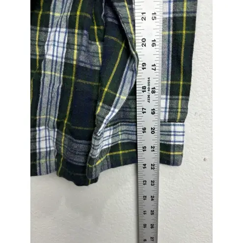 LL Bean Button Front Flannel Shirt Size Medium Relaxed Fit Plaid 100% Cotton