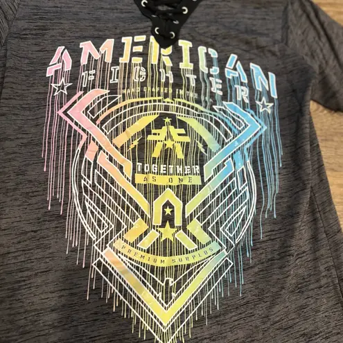 American Fighter Dellroy Neo Tetris V-Neck Tee – Women’s Medium – Lace-up