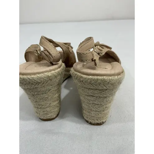 Womans Fed International 37 (6.5) Gold Sparkly Espadrille Wedge Sandal Open Toe