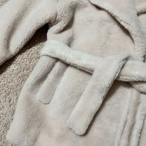 Weekend maxMara wool robe coat. S