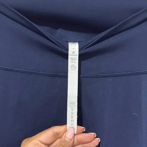 Lululemon  cropped leggings size 4 navy blue