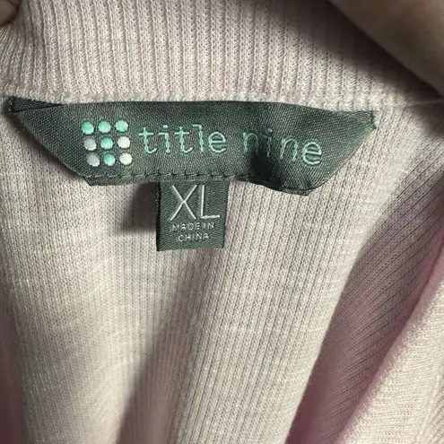 Title Nine Headlands Cloud pink ribbed XL tenniscore athletic top