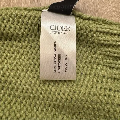 Cider NWT Green Sheep Cozy Knit Sweater Crop Top Short Sleeve Women Size Large