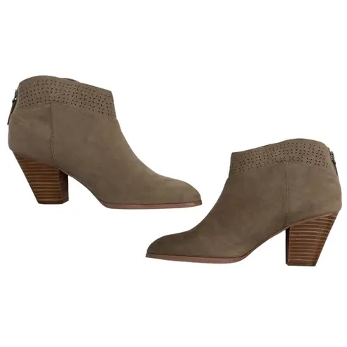 VIOLET & RED Jackson Lazer Cut Topline Bootie Size 10 Taupe Almond Toe Gray