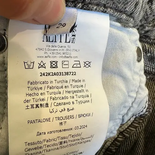 Moschino Grey Laser Flower Wide Leg Jeans Denim SIZE 29 Long Logo High Rise $430