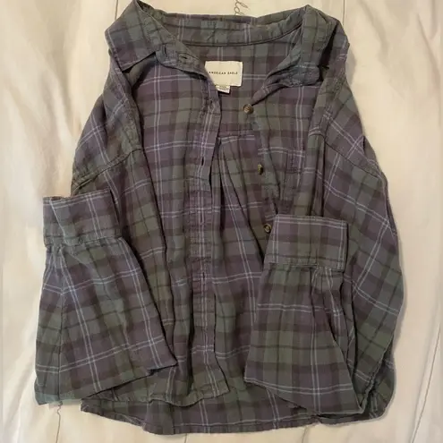 American Eagle  Cropped Flannel