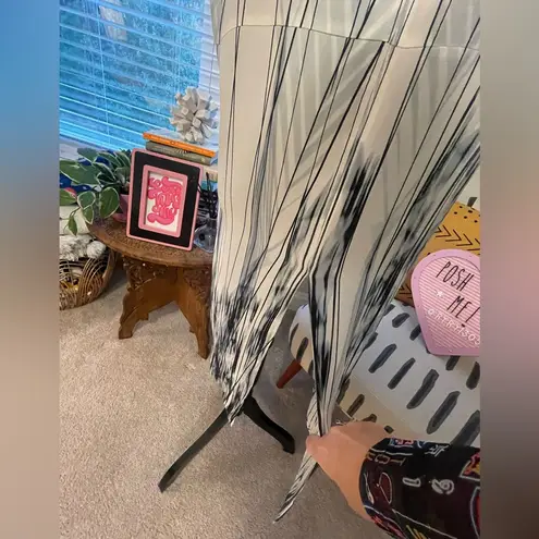 Women’s EUC Go by GoSilk Cap Sleeve Layered Flowy High Lo Silk Cap Sleeve Top L Blue Size L