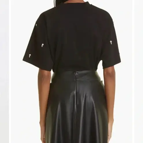 Stella McCartney Black Faux Pearl Embellished Crew Neck T-Shirt. Relaxed fit by