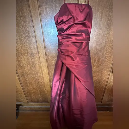 Y2K Watters & Watters Iridescent Burgundy Red Floor Length Formal Dress, Size 14