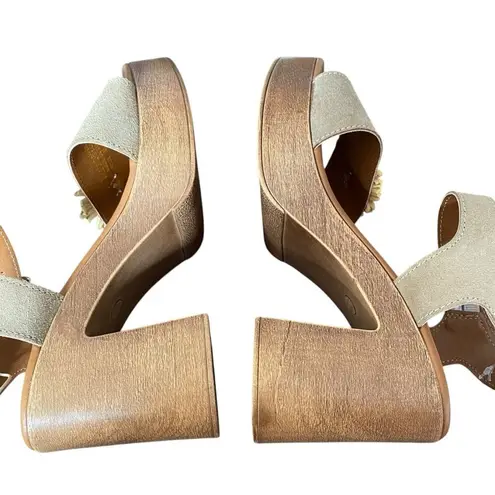 Sophia Milano  Made Italy Tan Suede Block Heel Sandals size 8 NWTs