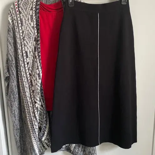 ZARA  NWT Lady’s A-Line Black Knit Sweater Maxi Skirt with Contrast White Piping