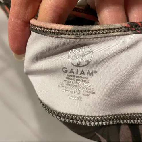 Gaiam shiva sports om yoga tropical bra workout sz large strappy back