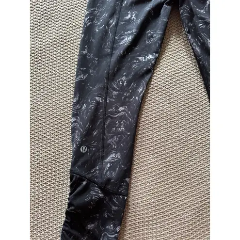 Lululemon  Women's Runday Crop Leggings High Rise Marble‎ Print Size 4