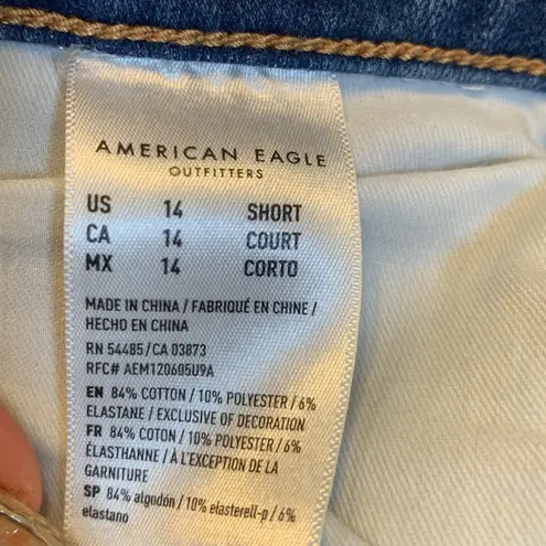 American Eagle  Outfitters Denim Blue Jeans Size 14 Short EUC #VEG-0177