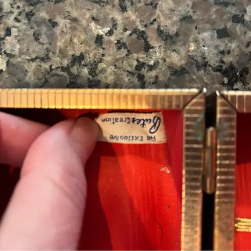 VTG 1950’s Barbara Bates Metal Frame Clutch / Purse Floral Damask Fabric Black