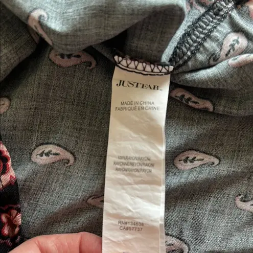 JustFab  Black and Pink Tie Front Blouse with Long Sleeves Size Medium